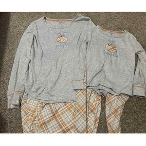 Mommy and me fall pajama set
